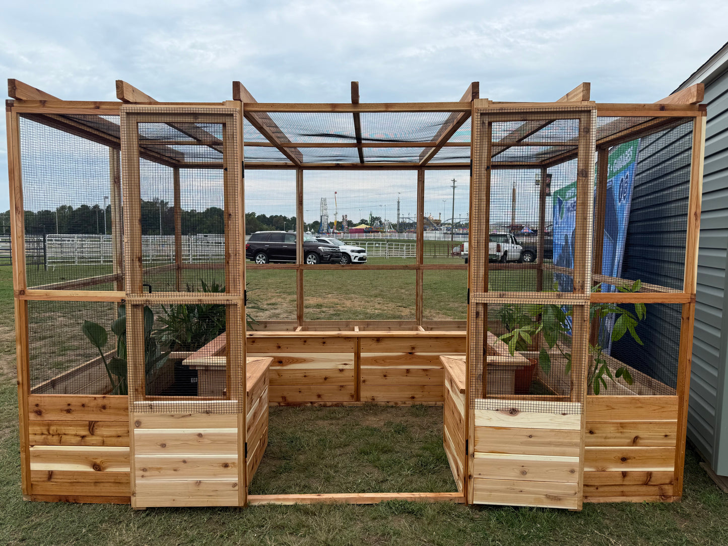 8 ft x 12 ft x 7ft tall fully enclosed garden (Side Entrance)
