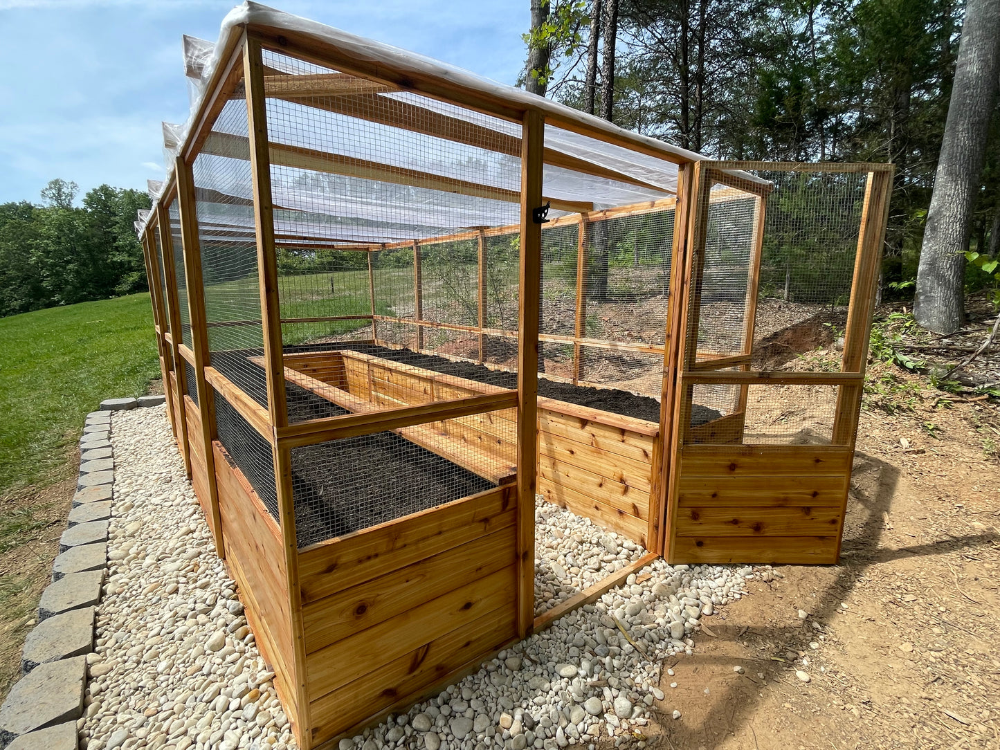 8 ft x 16 ft fully enclosed garden system